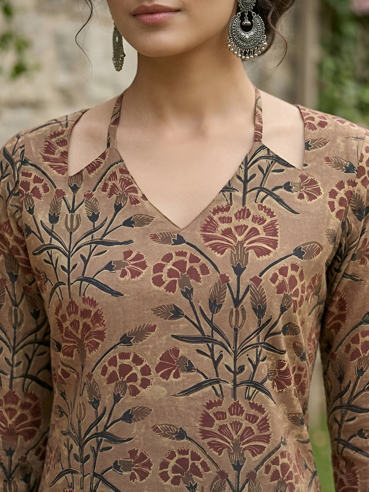 Printed Straight Kurta With Three Quarter Sleeves