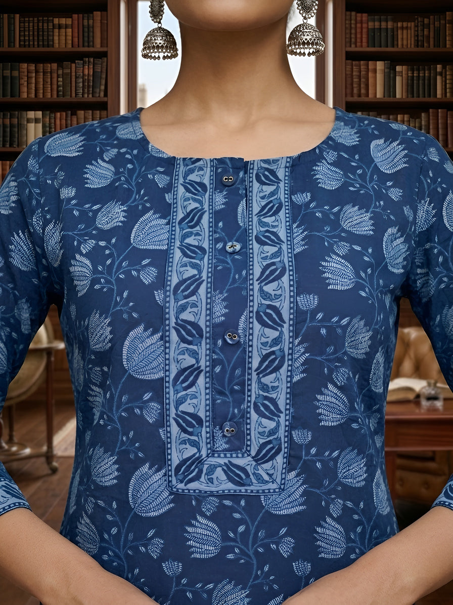 Printed Straight Kurta With Three Quarter Sleeves