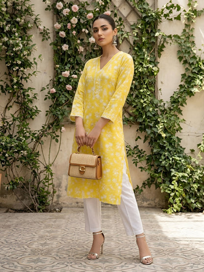 Printed Straight Kurta With Three Quarter Sleeves
