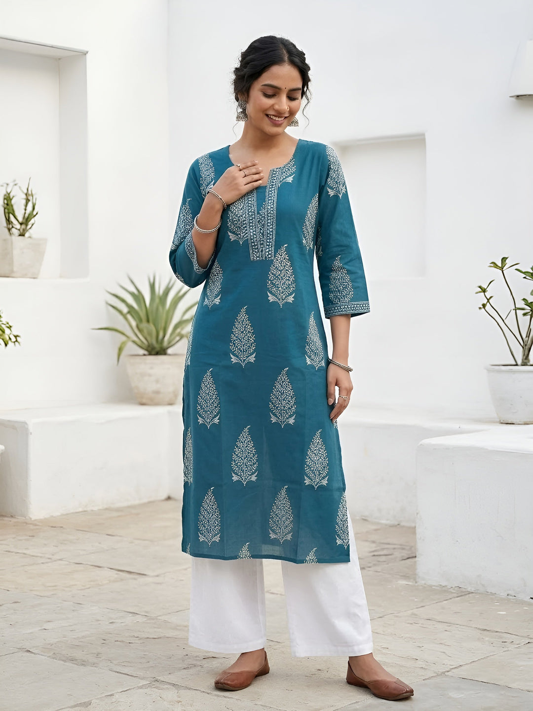 Printed Straight Kurta With Three Quarter Sleeves