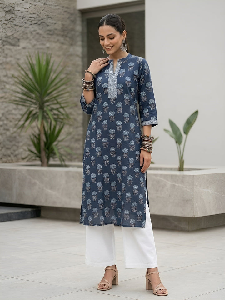Printed Straight Kurta With Three Quarter Sleeves