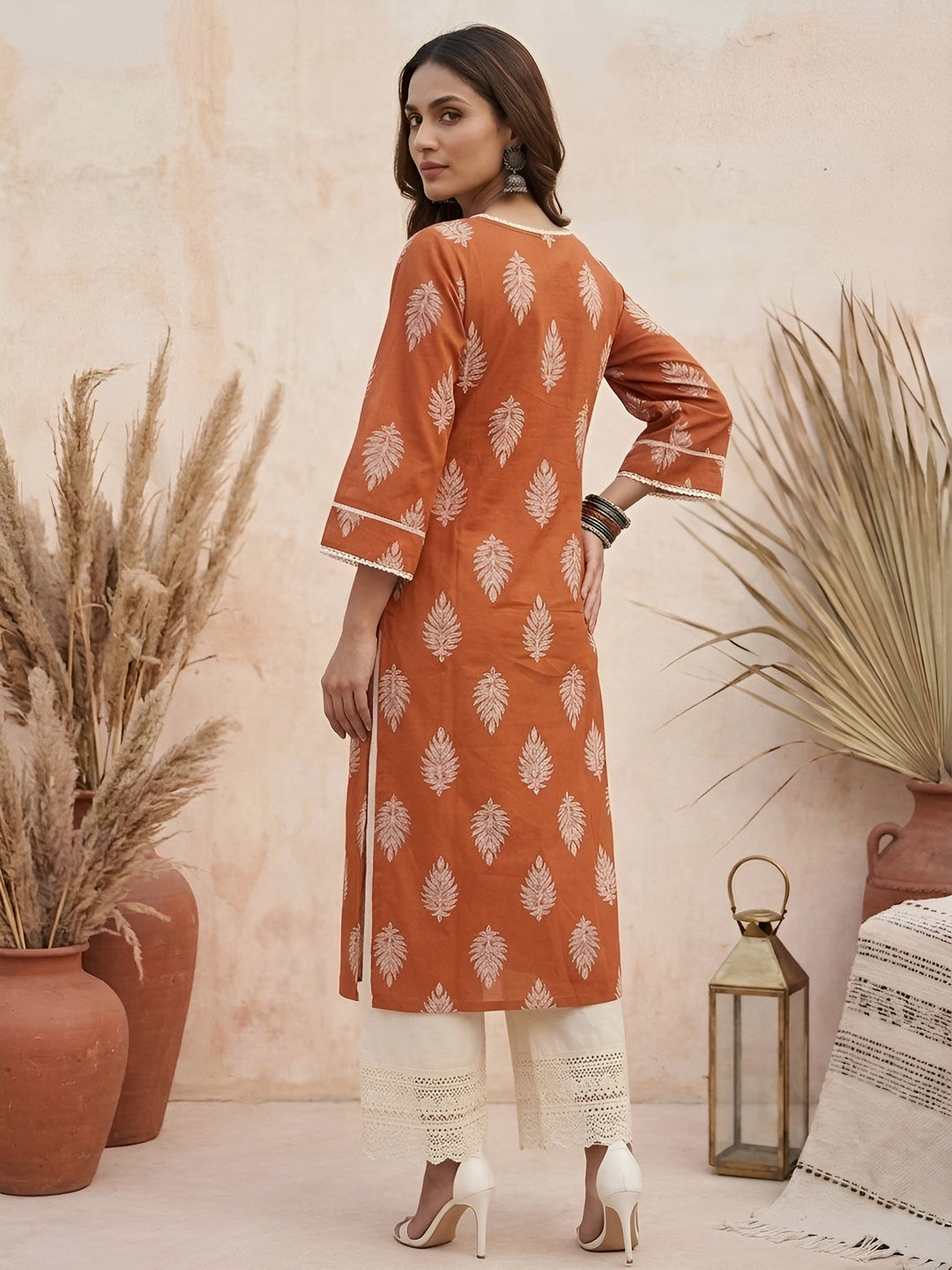 Printed Straight Kurta With Three Quarter Sleeves