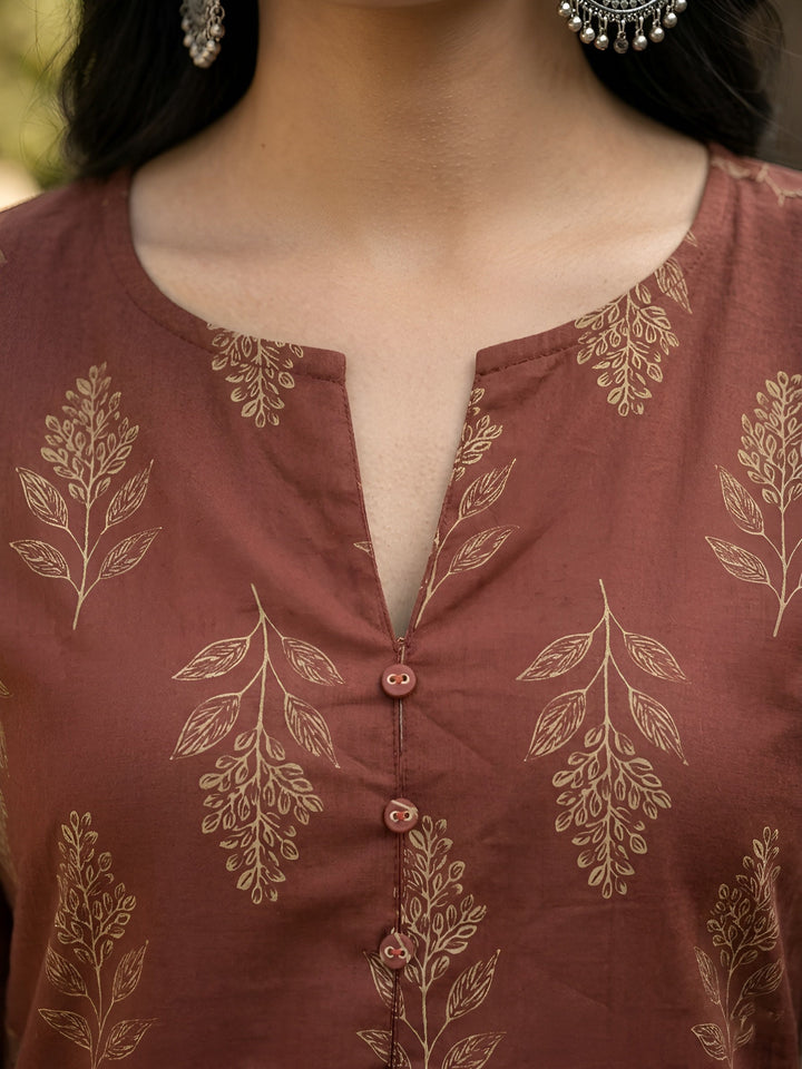 Printed Straight Kurta With Three Quarter Sleeves
