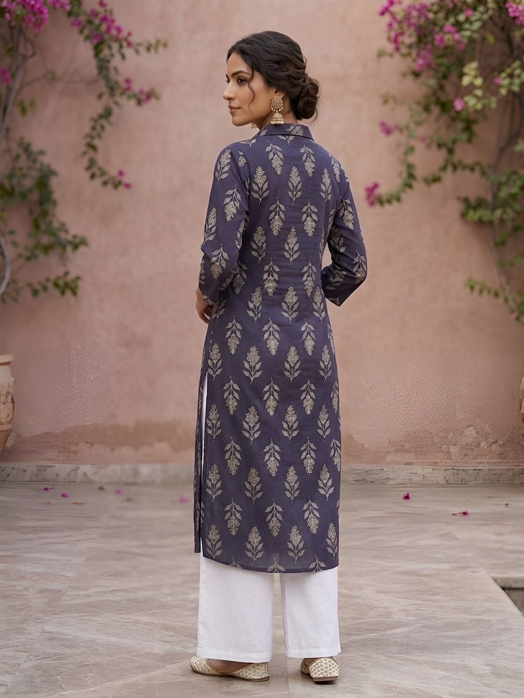 Printed Straight Kurta with Three Quarter Sleeves
