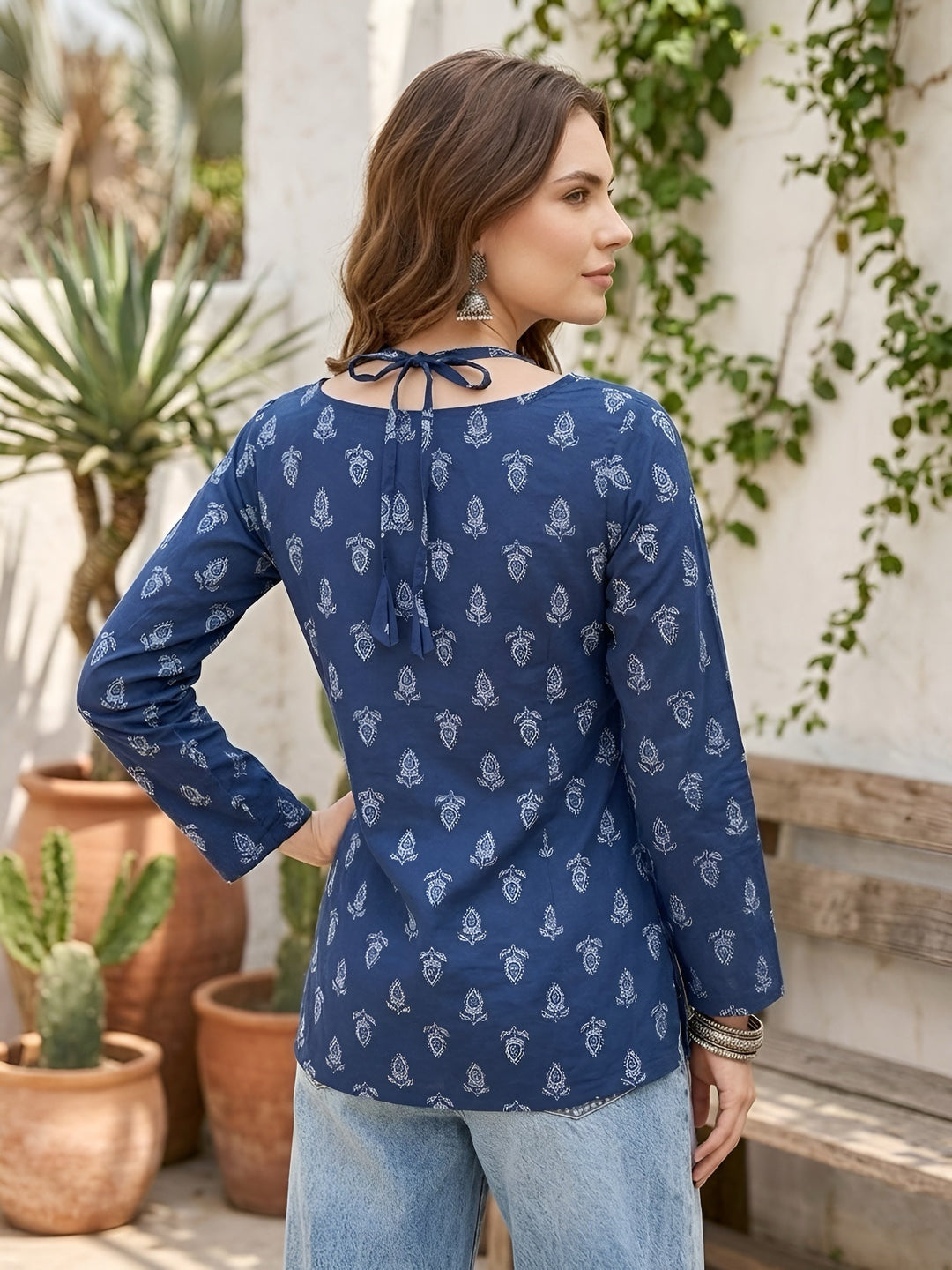 Printed Straight Tunic With Tie-Up Neck