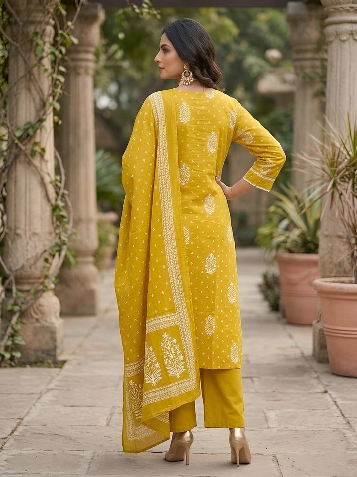 Printed Straight Kurta Set With Dupatta