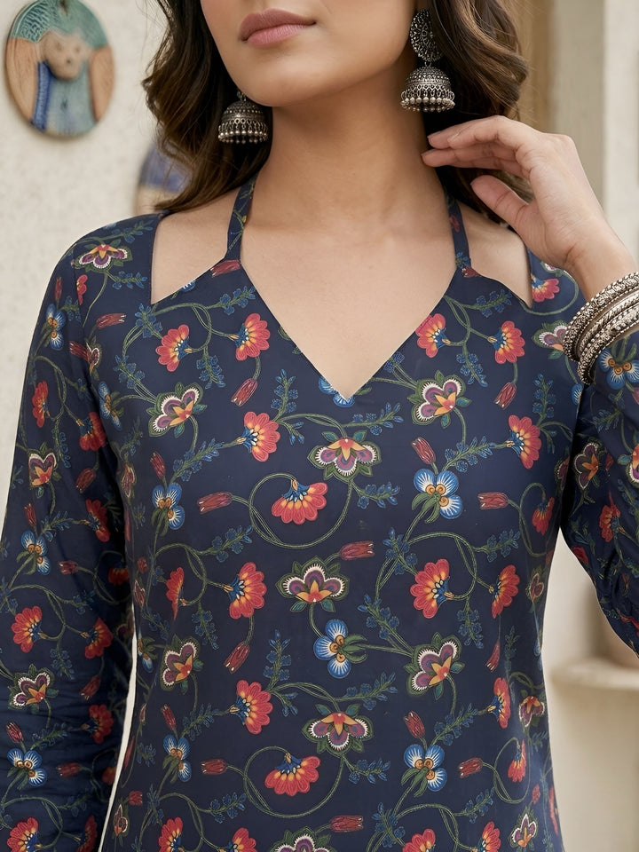 Printed Straight Tunic With Tie-Up Neck
