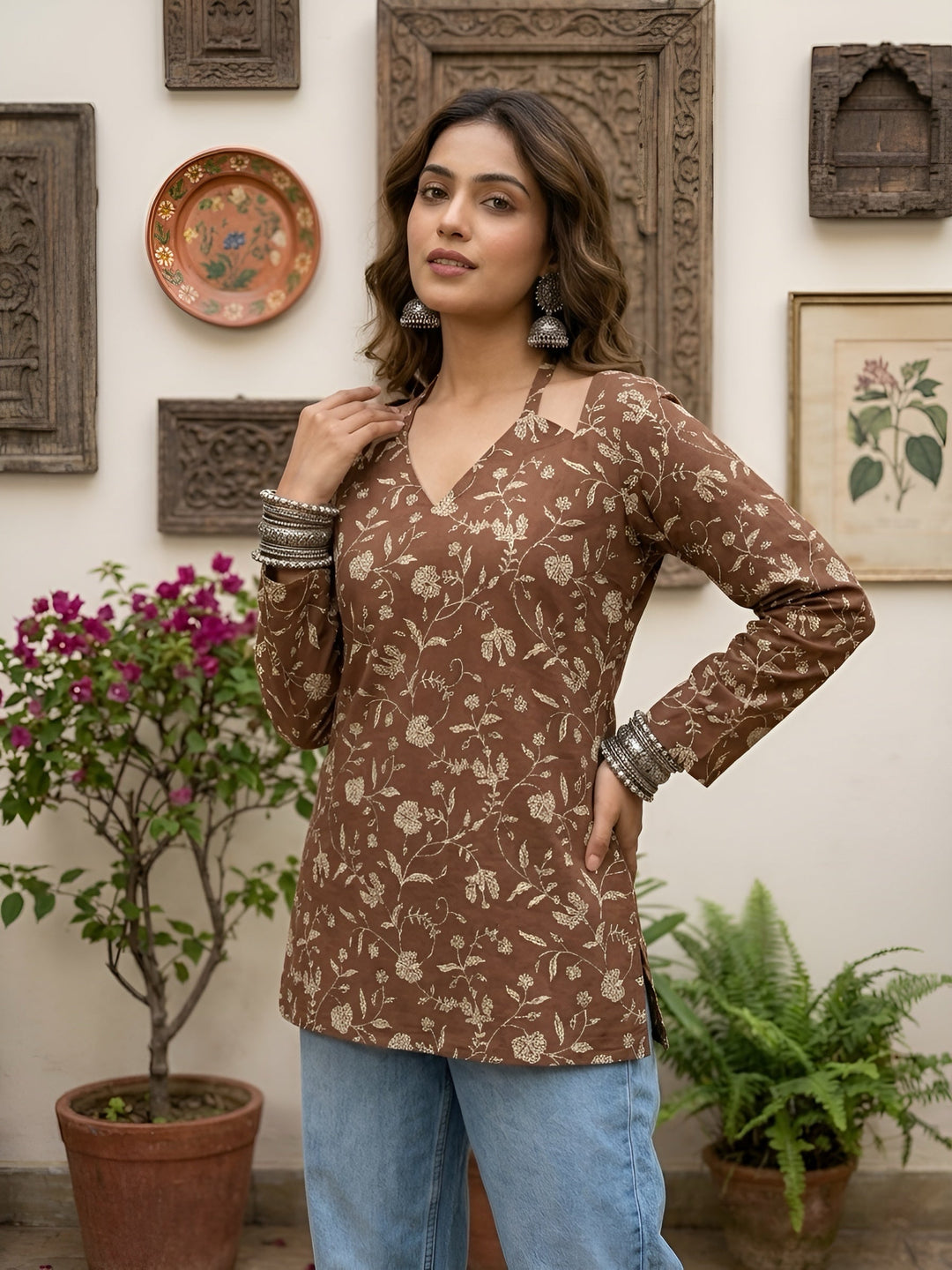 Printed Straight Tunic With Tie-Up Neck