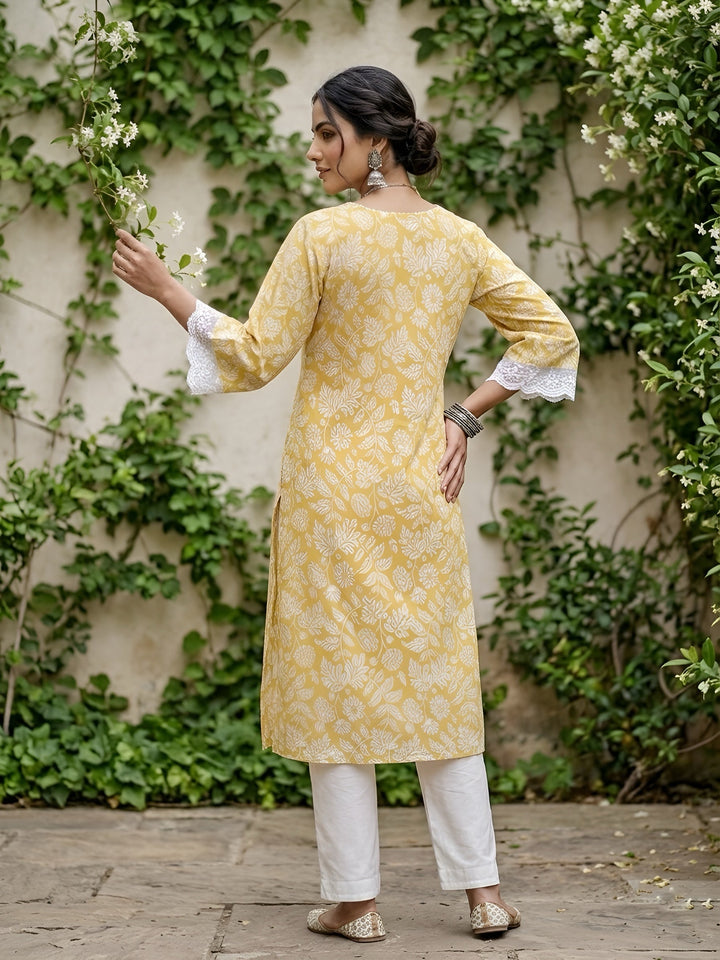 Printed Straight Kurta With Three Quarter Sleeves