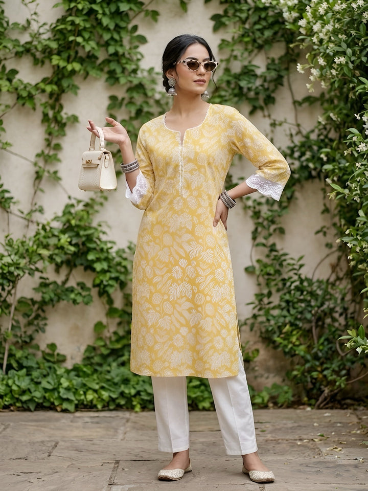 Printed Straight Kurta With Three Quarter Sleeves