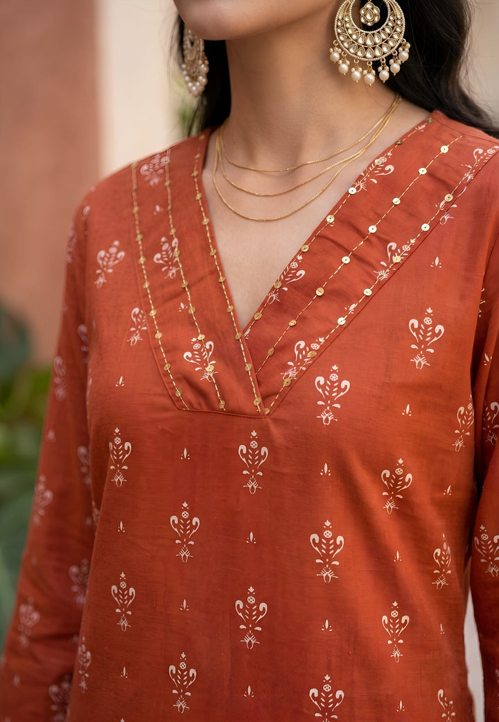 Printed Straight Kurta with Three Quarter
