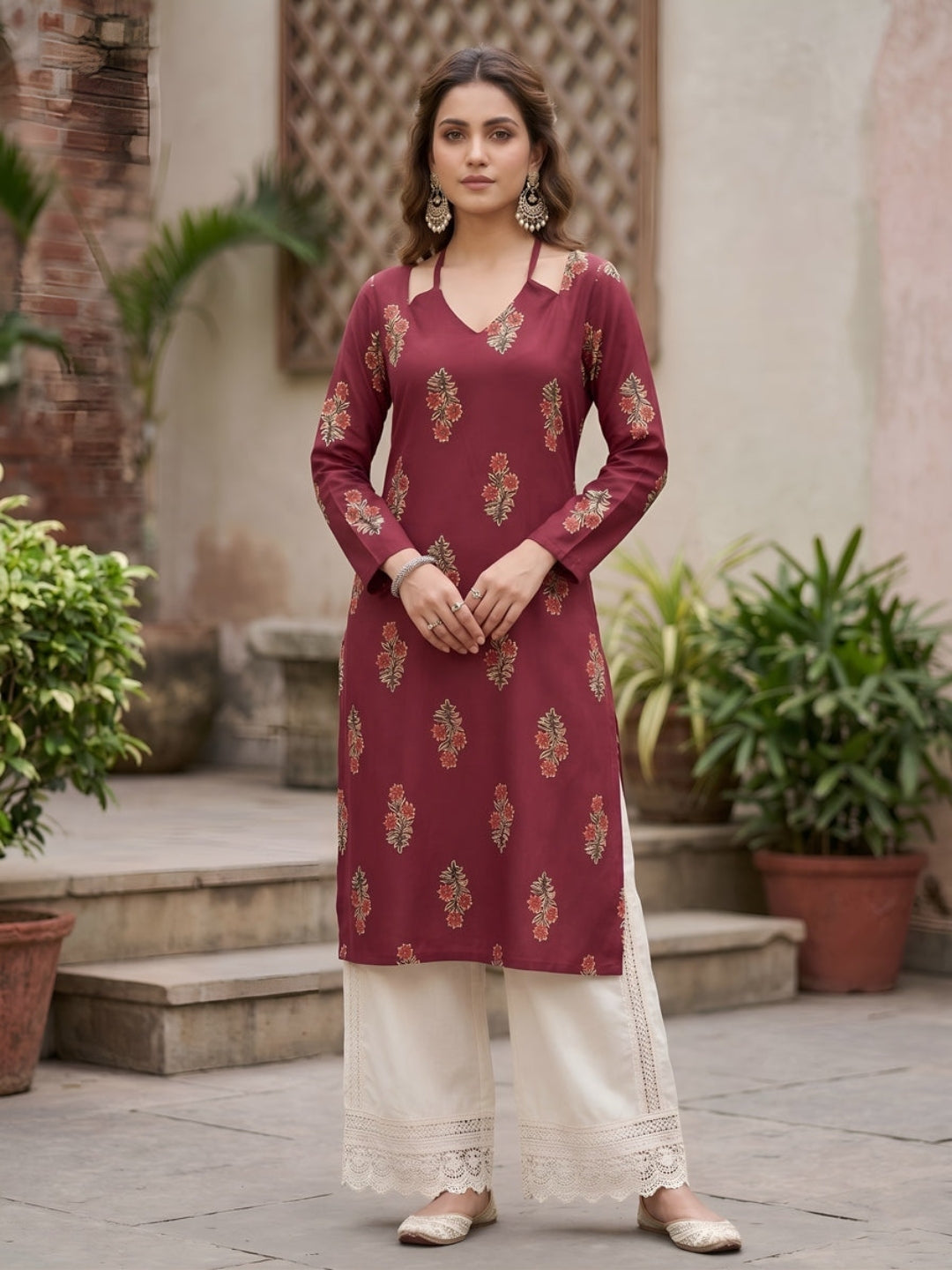 Printed Straight Kurta With Three Quarter