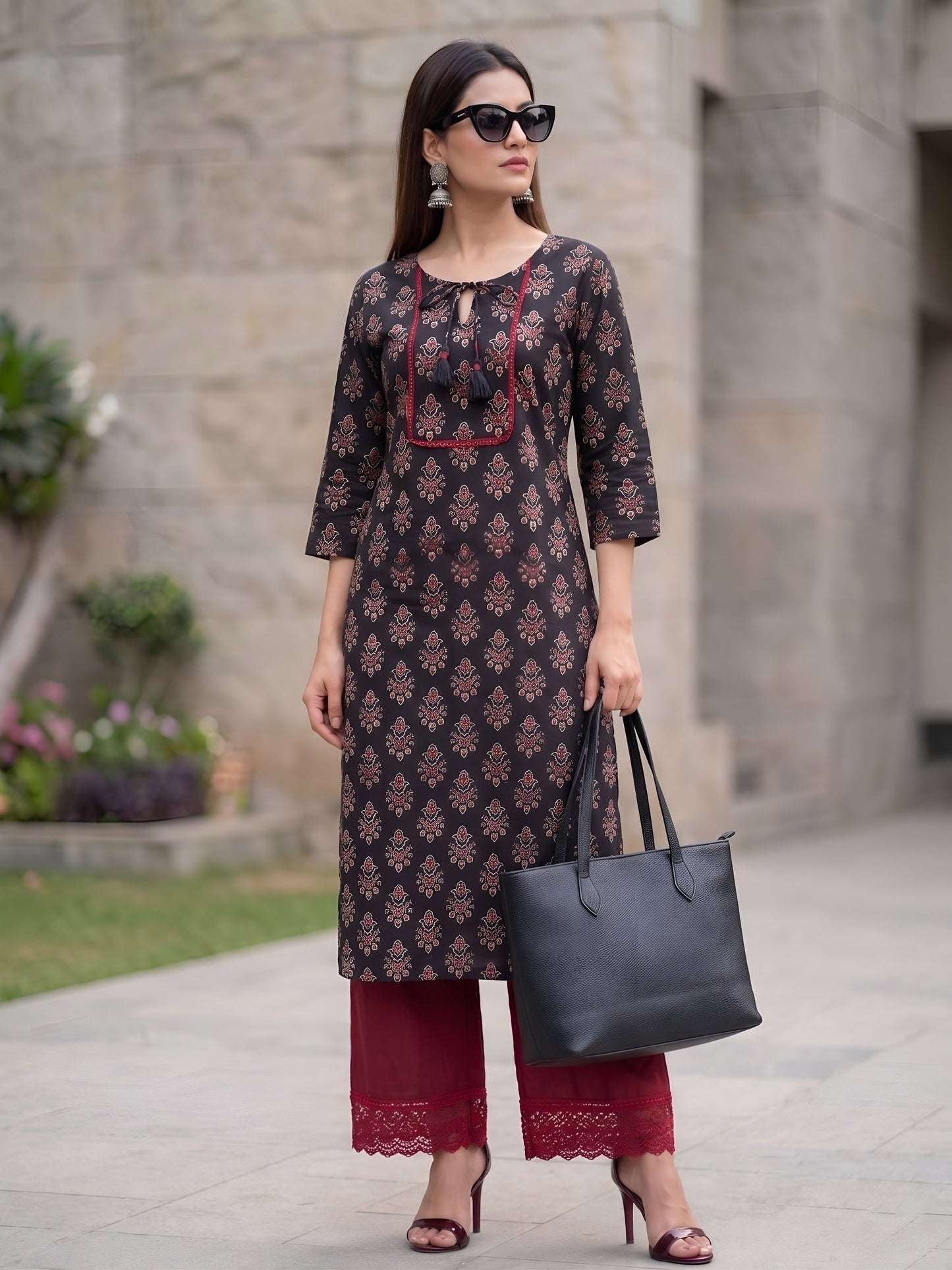 Printed Straight Kurta With Three Quarter