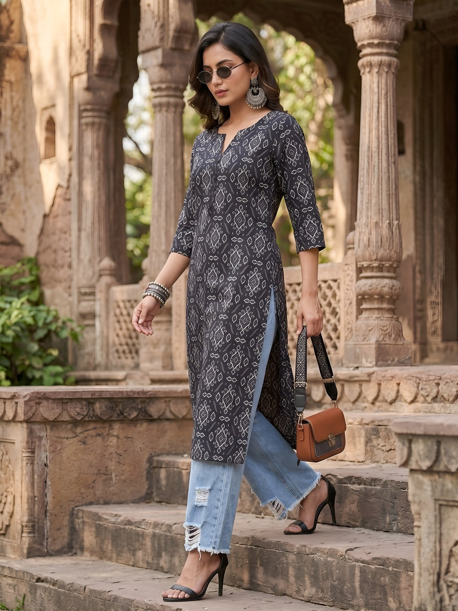 Printed Straight Kurta with Three Quarter Sleeves