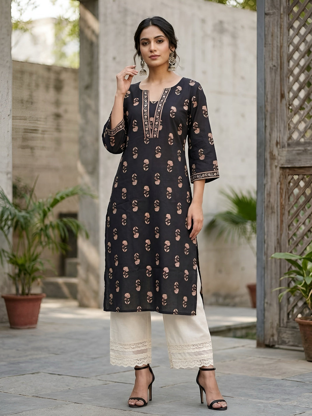 Printed Straight Kurta with Three Quarter Sleeves