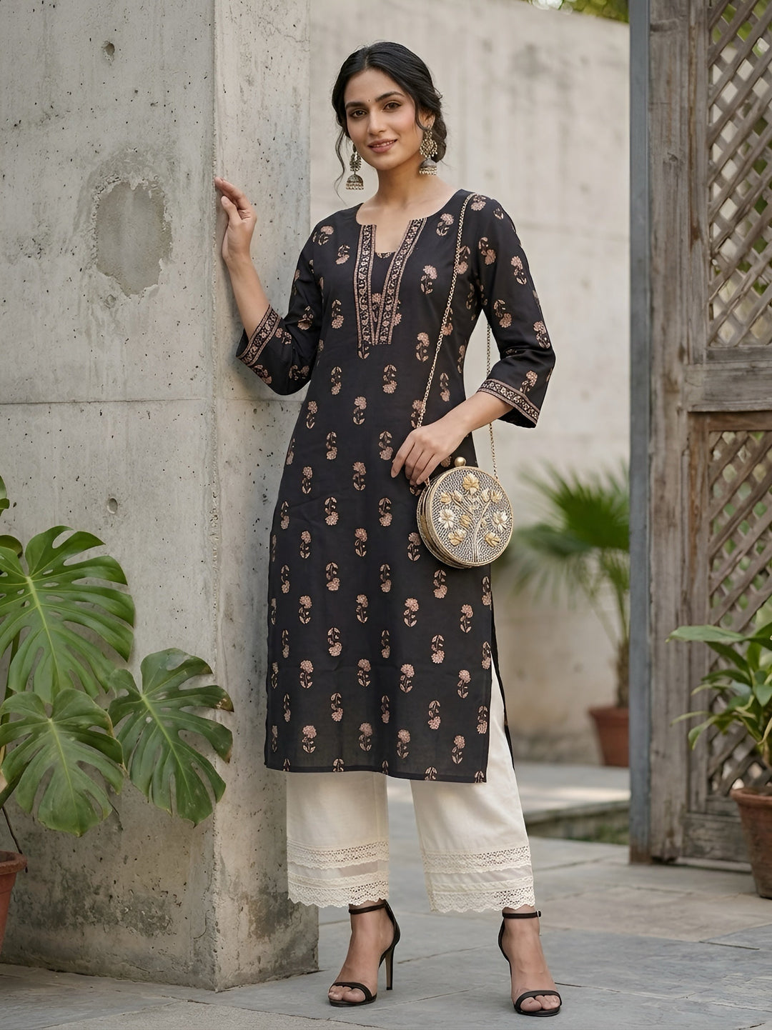 Printed Straight Kurta with Three Quarter Sleeves