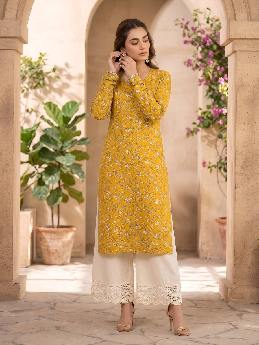 Printed Straight Kurta with Three Quarter Sleeves