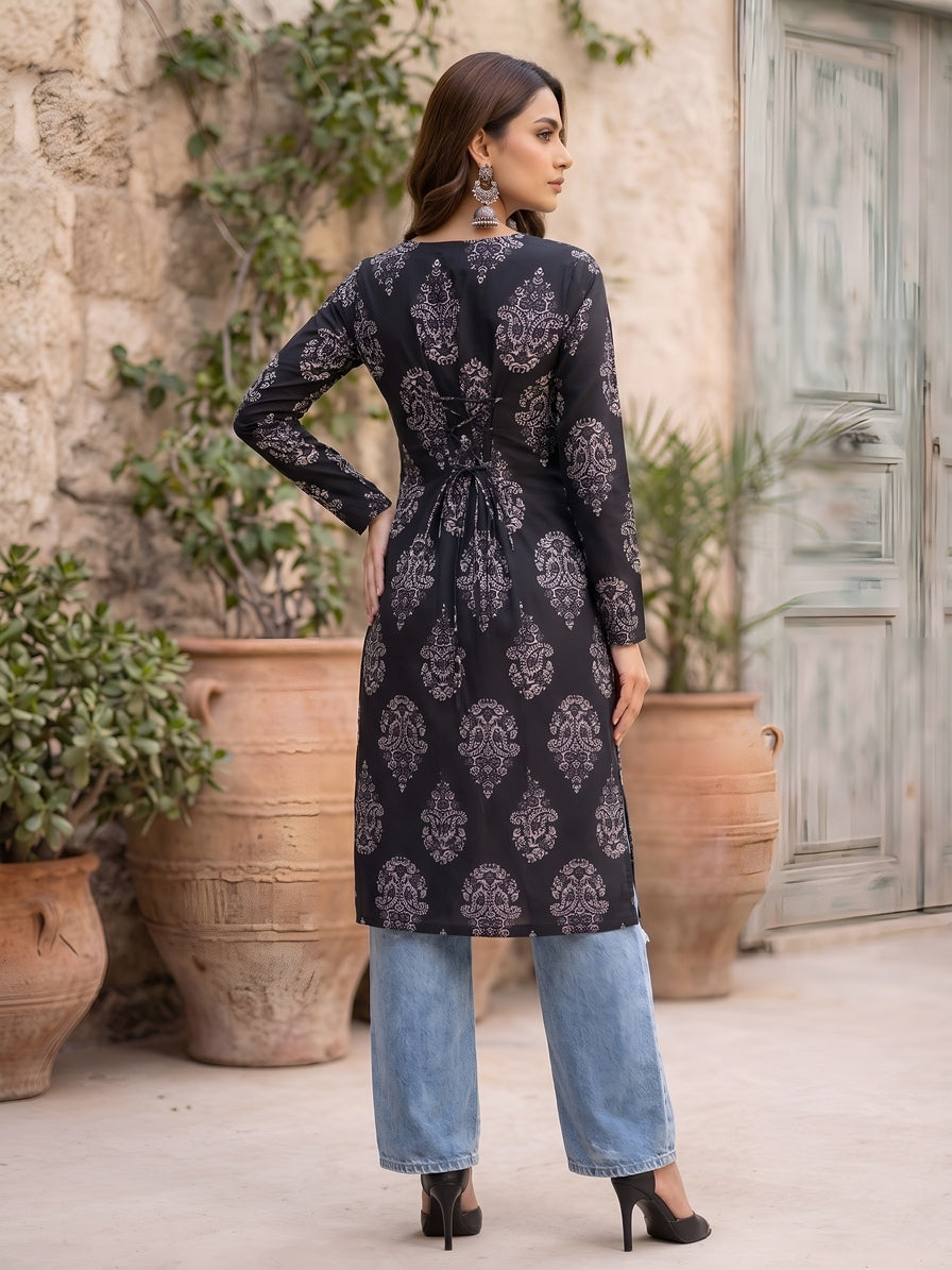 Printed Straight Kurta with Three Quarter Sleeves