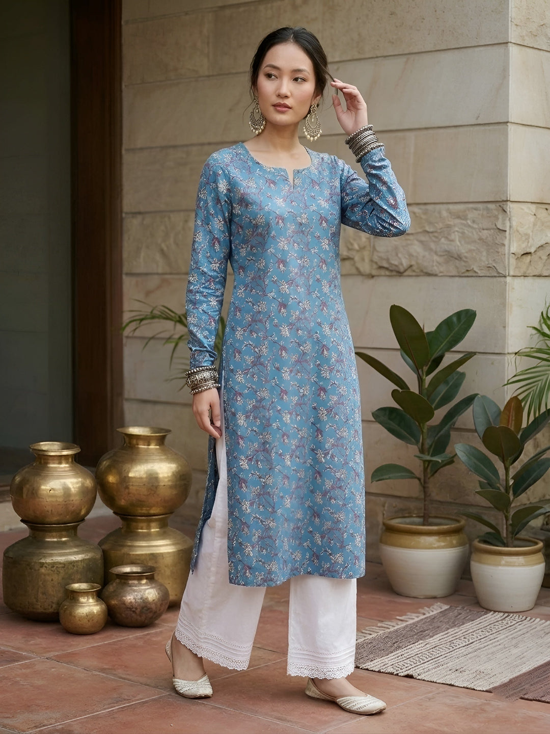 Printed Straight Kurta with Three Quarter Sleeves