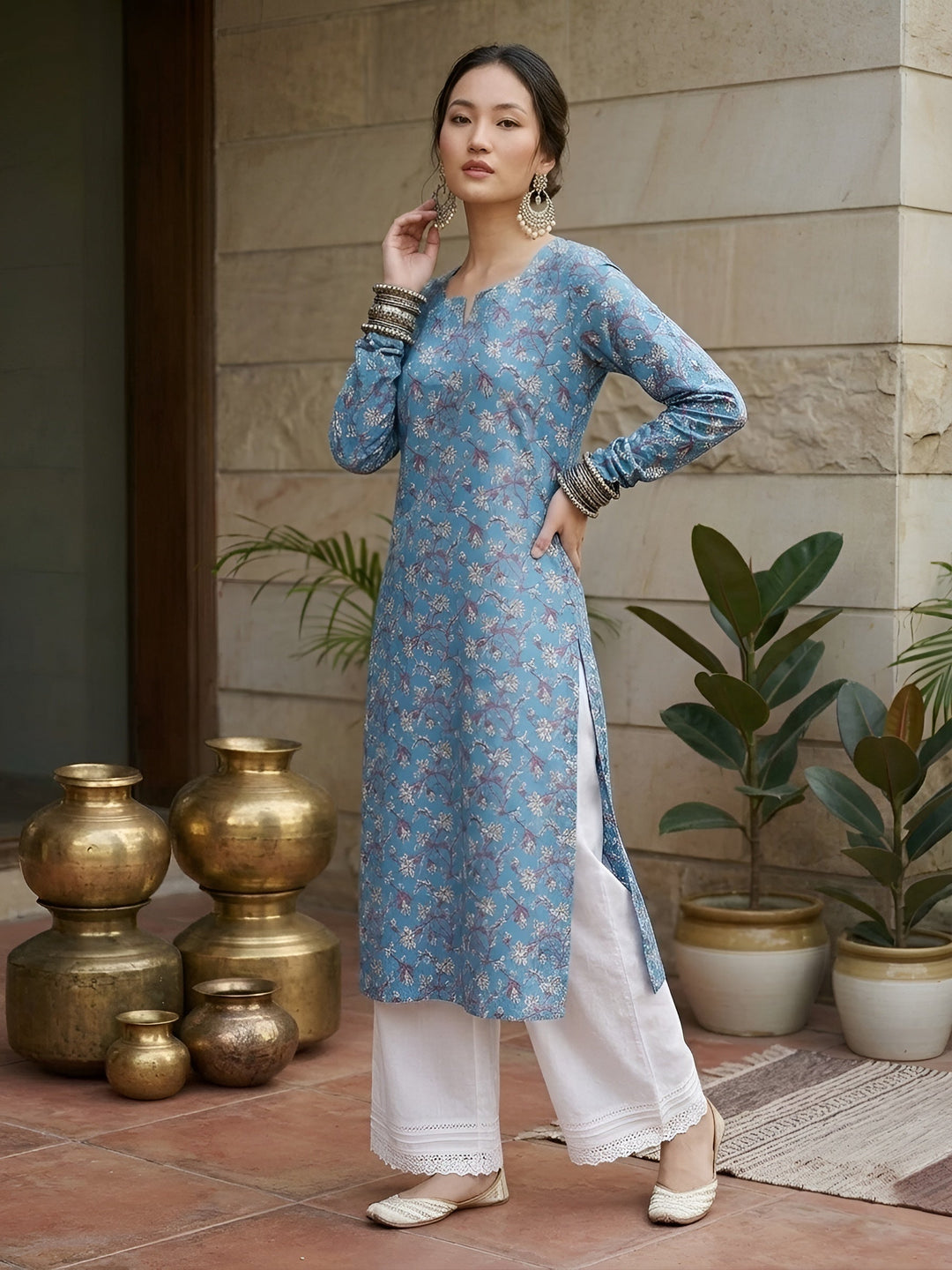 Printed Straight Kurta with Three Quarter Sleeves