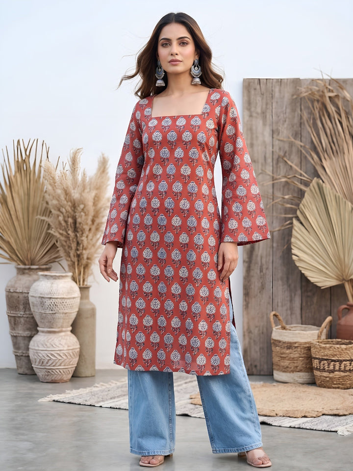 Printed Straight Kurta with Three Quarter Sleeves