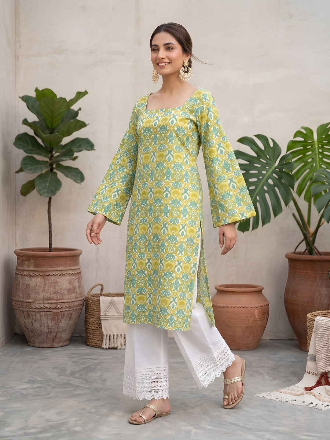 Printed Straight Kurta with Three Quarter Sleeves