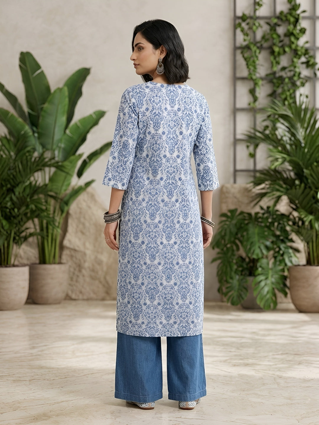 Printed Straight Kurta with Three Quarter Sleeves