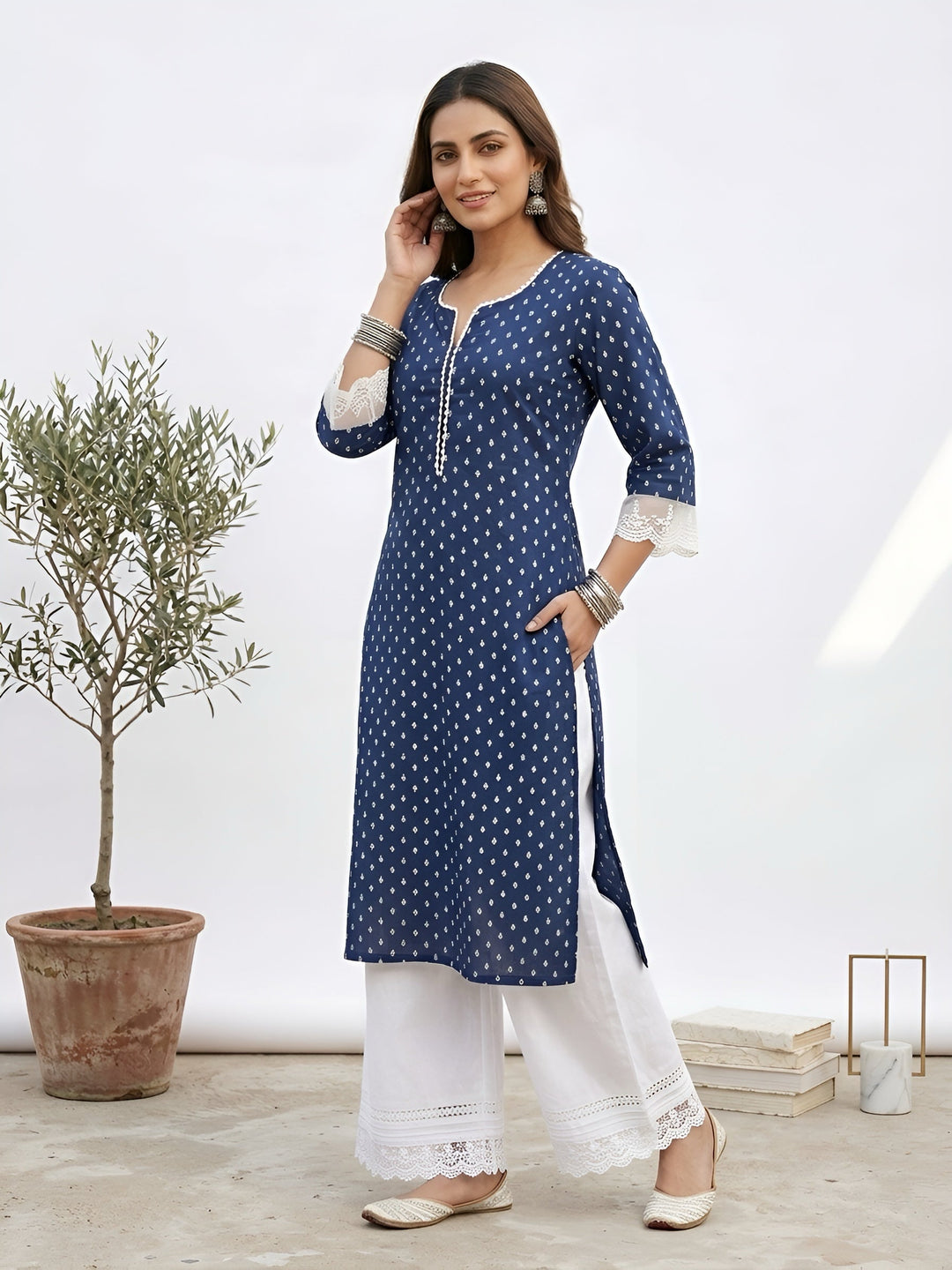 Printed Straight Kurta with Three Quarter Sleeves