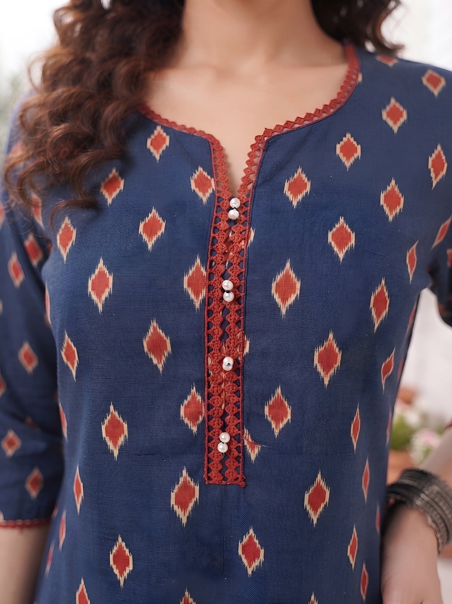 Printed Straight Kurta With Three Quarter Sleeves