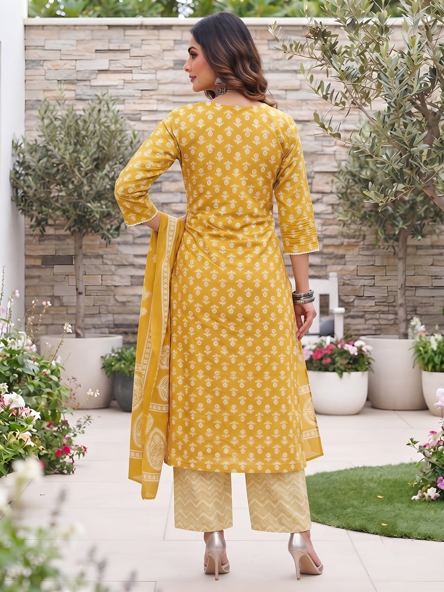 Printed Straight Kurta Set With Dupatta