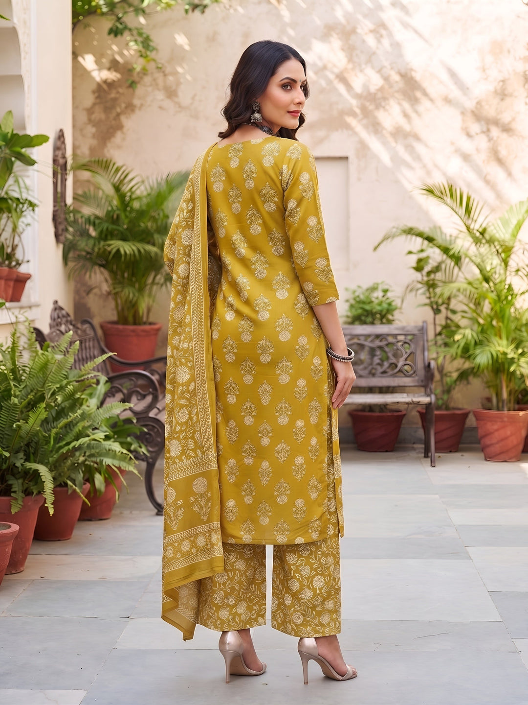 Printed Straight Kurta Set With Dupatta