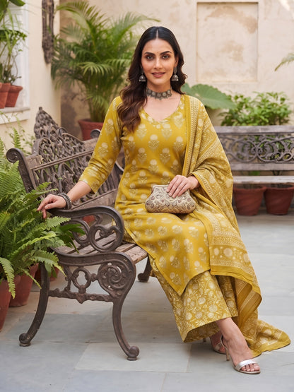 Printed Straight Kurta Set With Dupatta