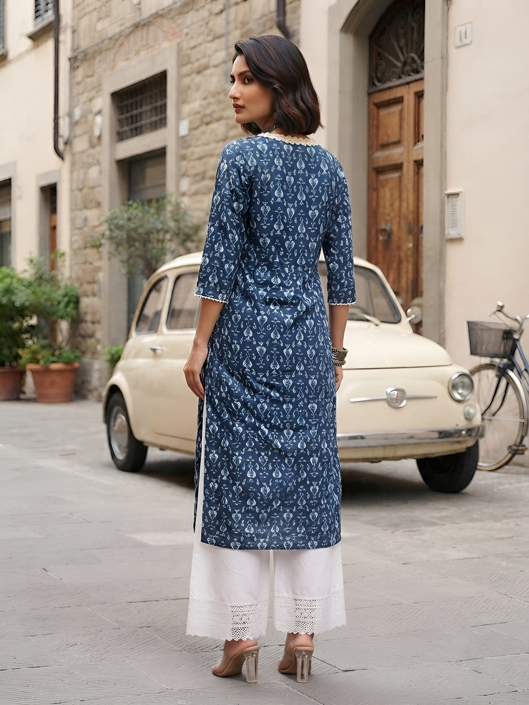 Printed Straight Kurta With Three Quarter Sleeves