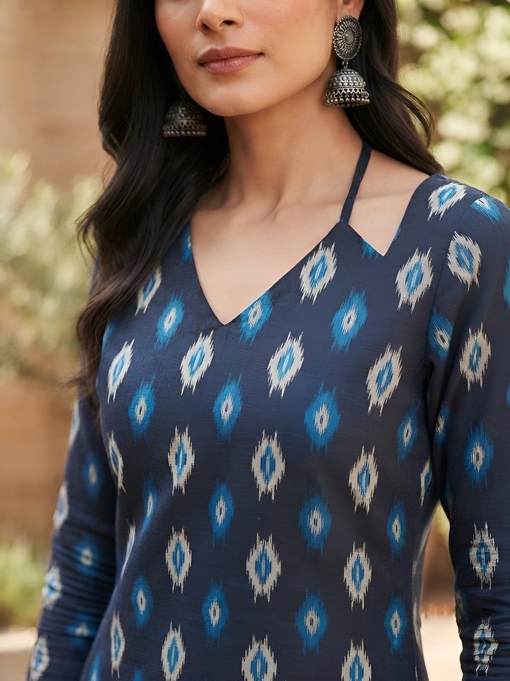 Printed Straight Kurta with Three Quarter Sleeves