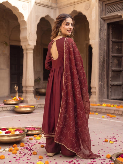 Kurta Set With Dupatta