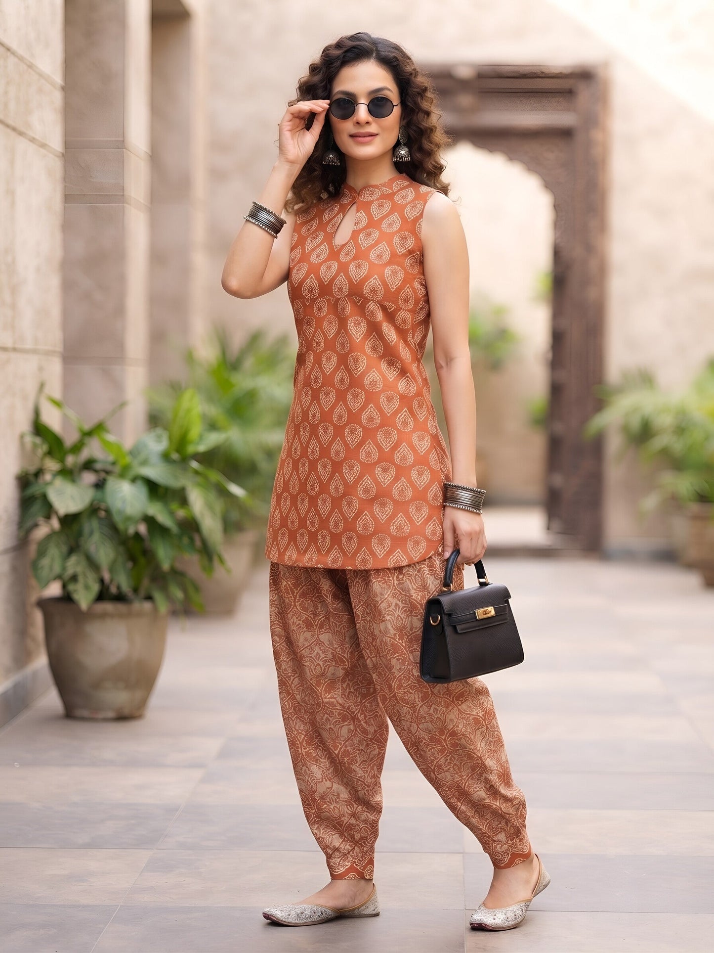 Printed Straight Kurti With Farshi Salwar
