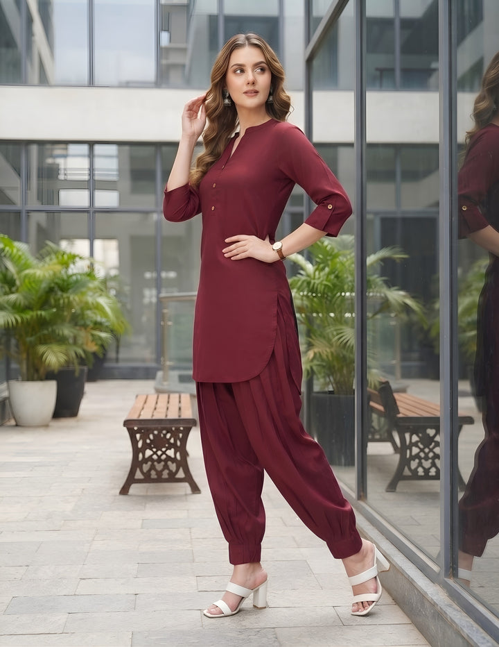 Solid Straight Two Piece Kurta Set