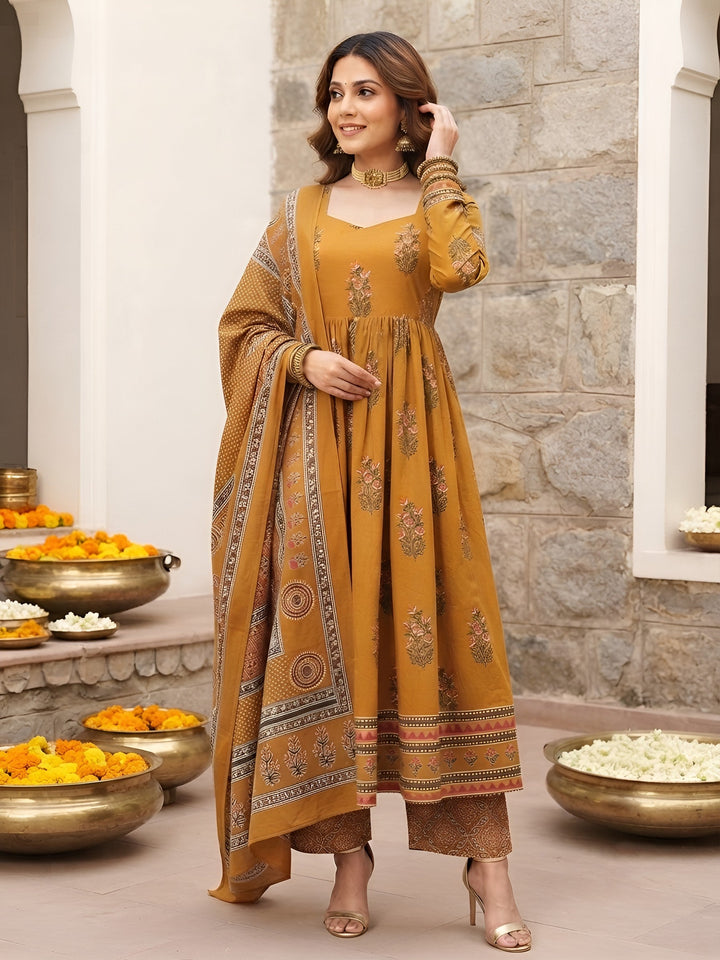 Anarkali Kurta Set With Dupatta
