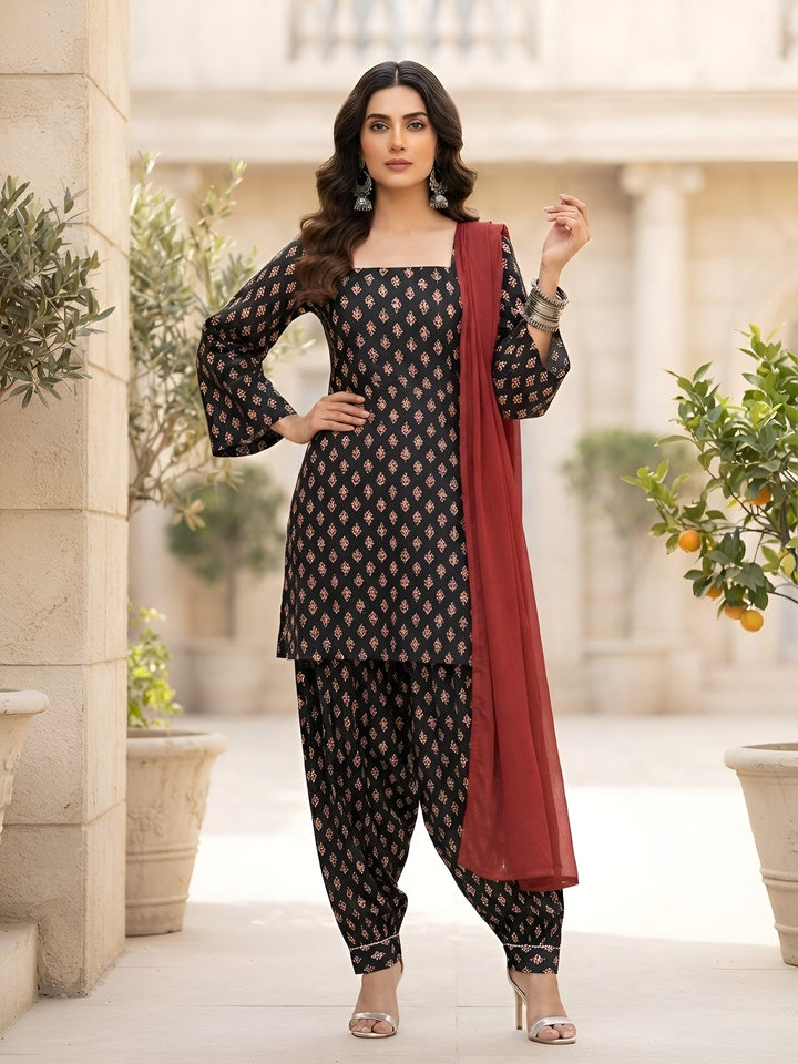 Printed Kurta With Farsi Salwar &amp; Dupatta
