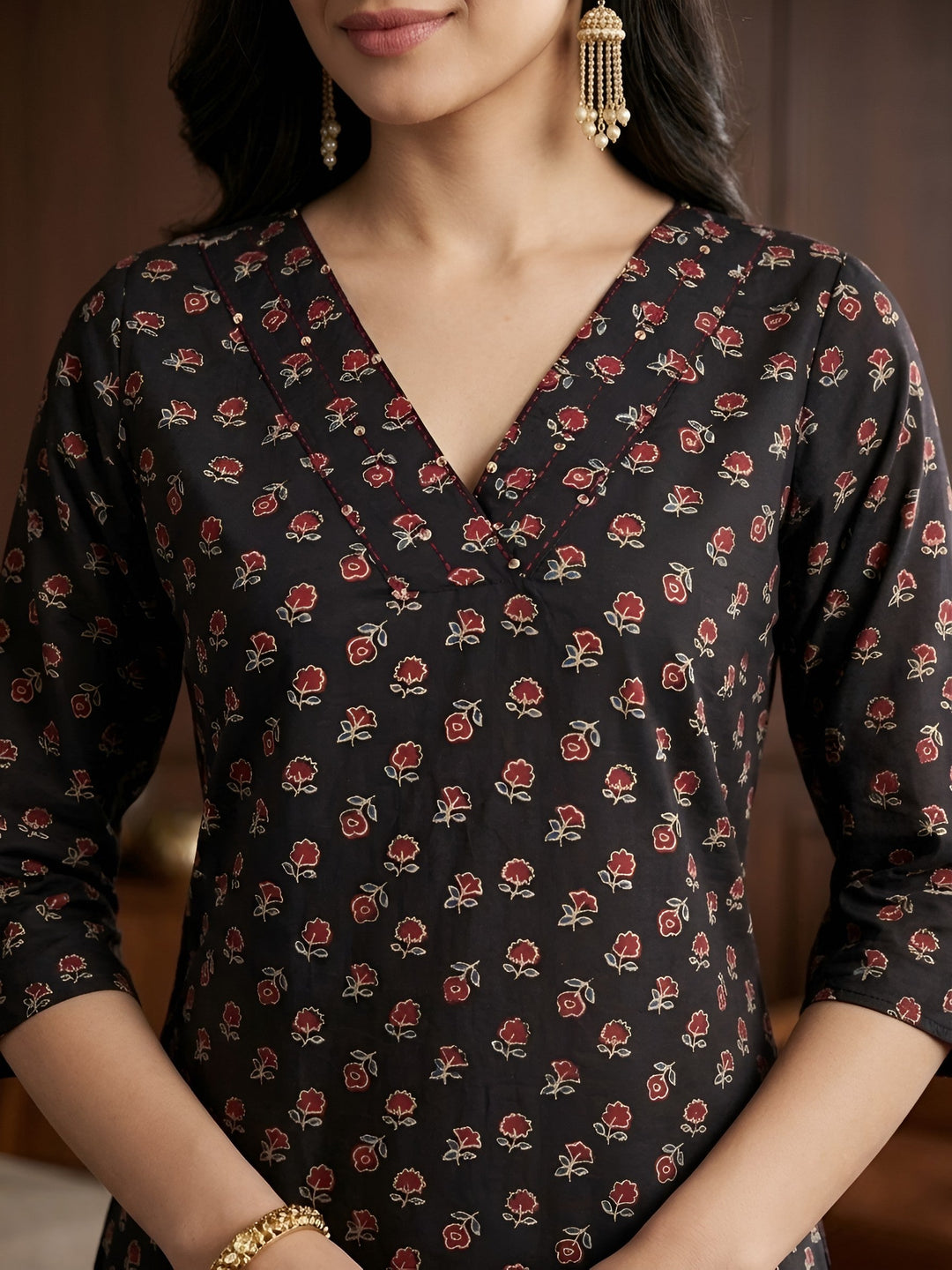 Printed Straight Kurta with Three Quarter Sleeves