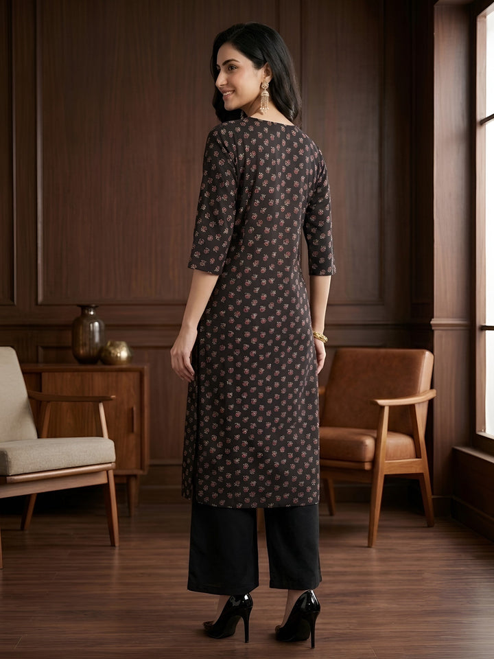 Printed Straight Kurta with Three Quarter Sleeves