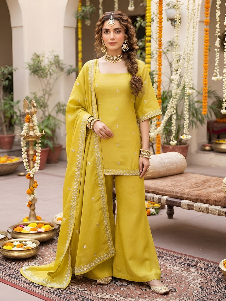 Embroidered Kurta Set With Dupatta