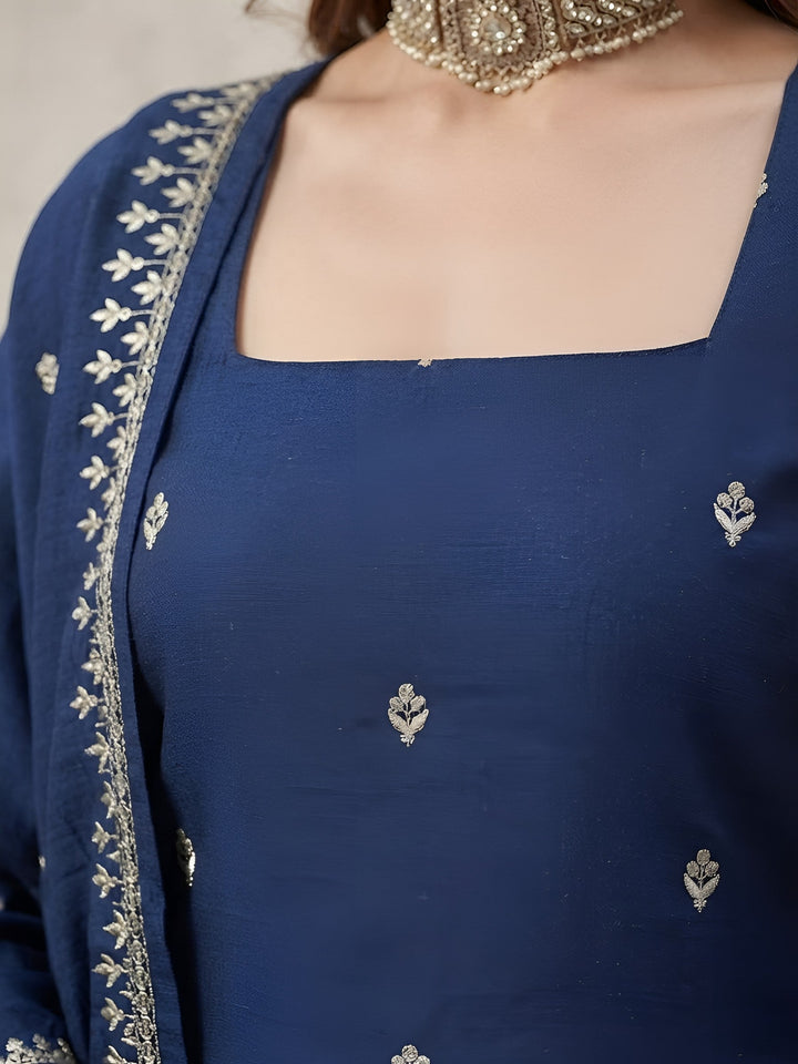 Embroidered Kurta Set With Dupatta