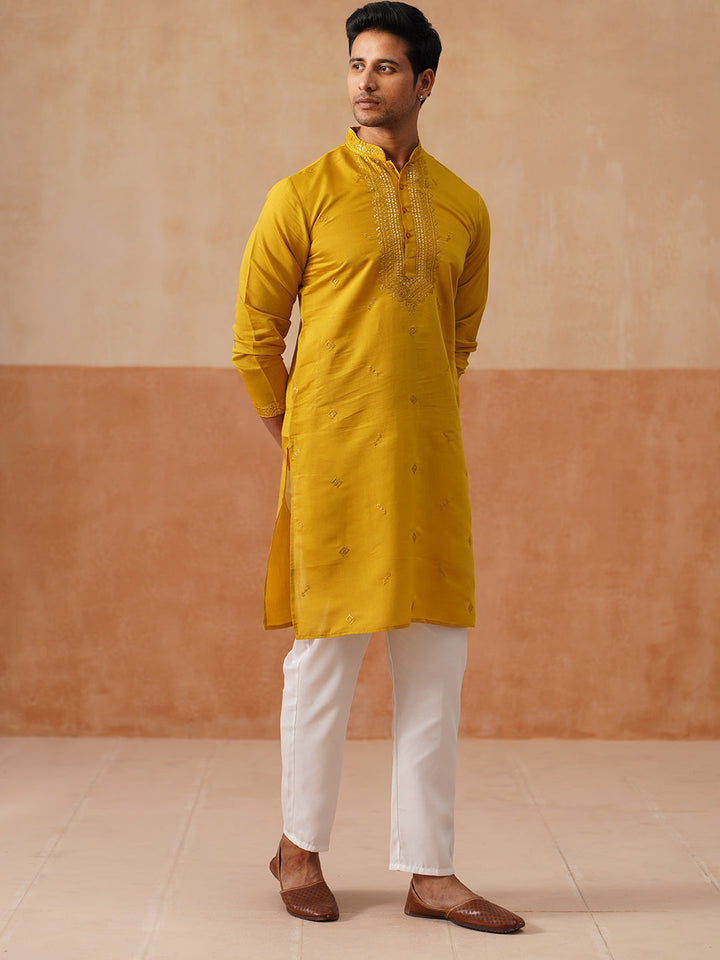 Sequins Embroidered Kurta Pyjama Set For Men