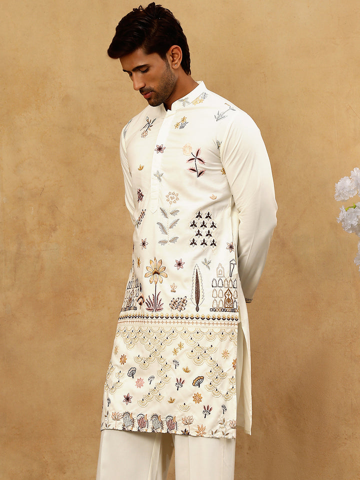 Silk Blend Floral Embroidered Kurta
