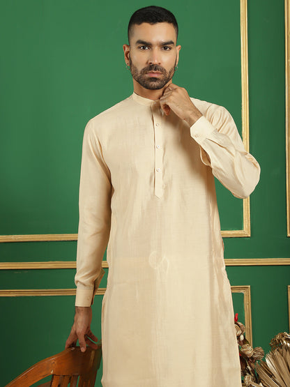 Solid Silk Blend Kurta With Churidar