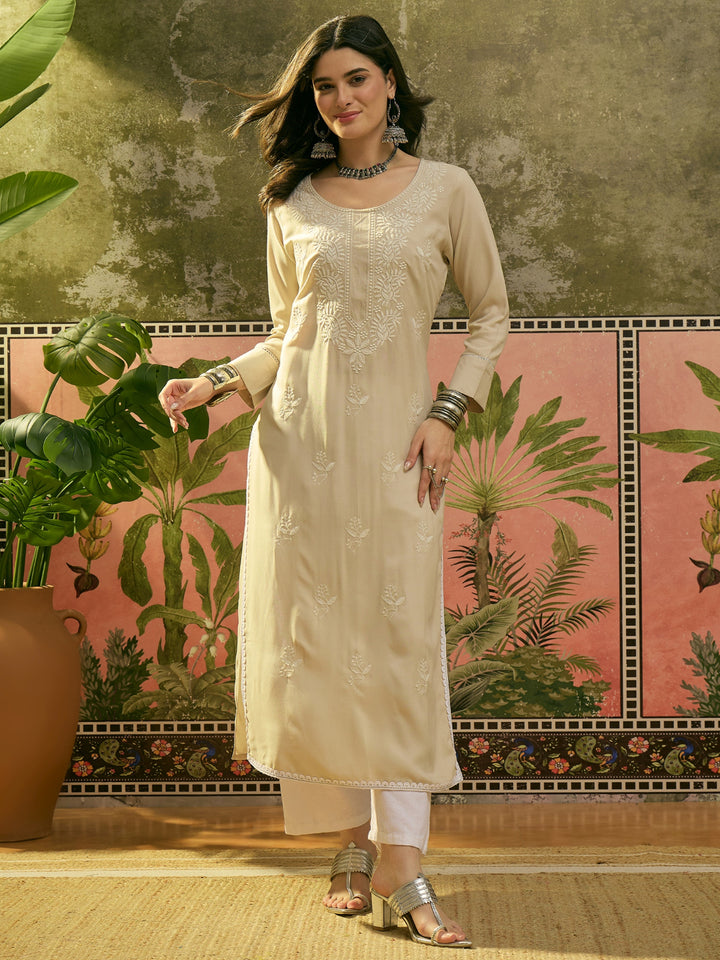 Solid &amp; Embroidered Rayon Straight Kurta