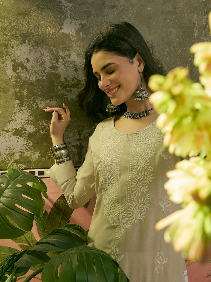 Solid &amp; Embroidered Rayon Straight Kurta
