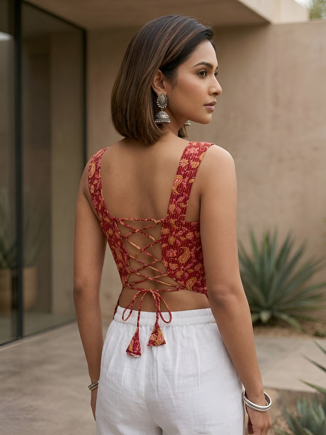Printed Straight Sleeveless Top