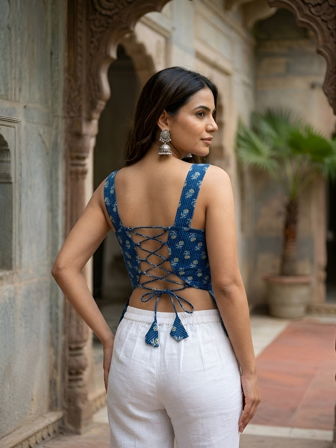 Printed Straight Sleeveless Top